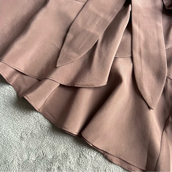 NWT Michelle Mason Silk Draped Ruffle Wrap Effect Mini Skirt Blush Tan Sz 4 - Picture 6 of 14
